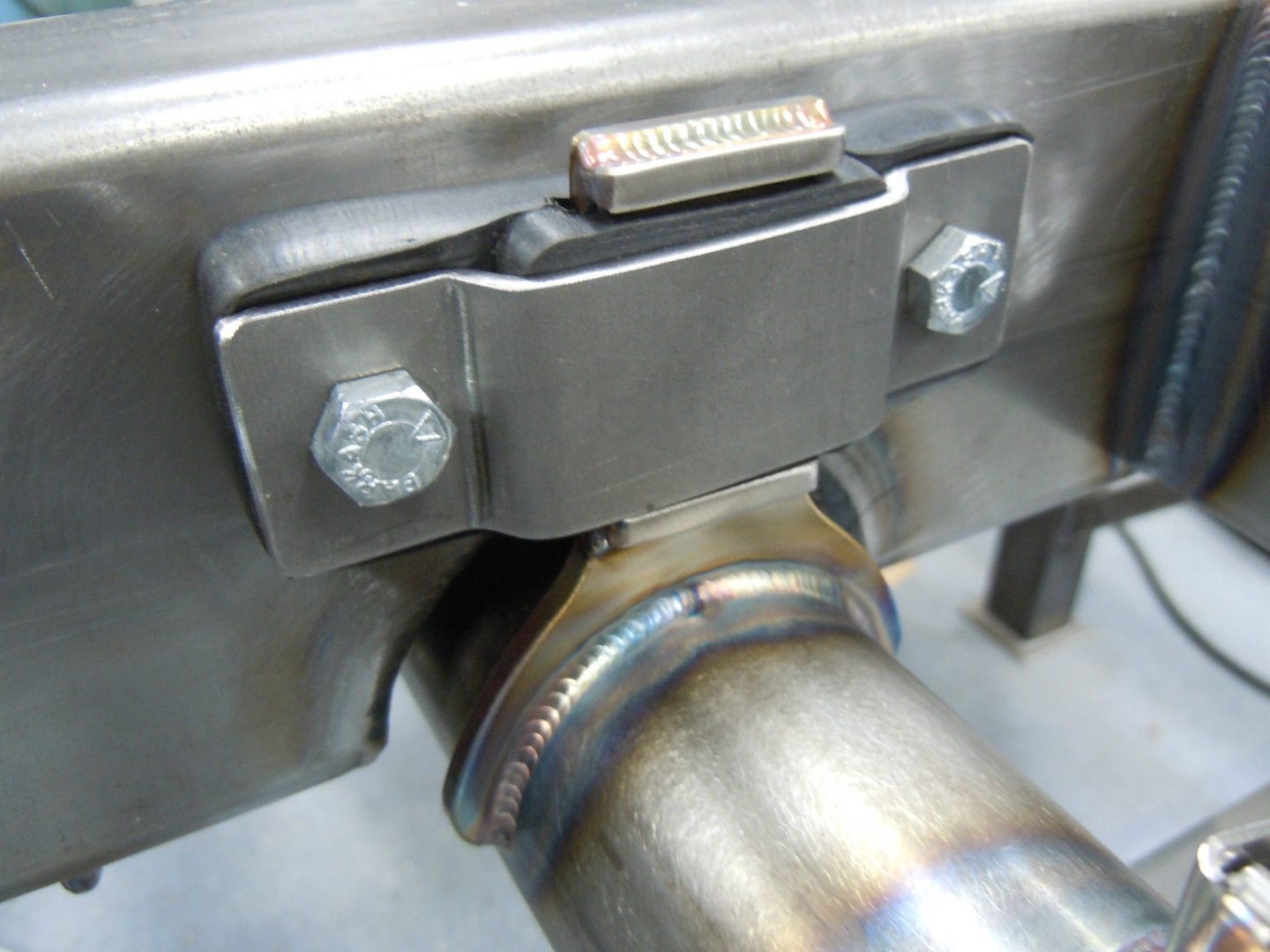 Exhaust Hangers 2 1/2" Diameter Stainless Steel