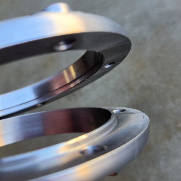 Exhaust Flanges - 3" & 2 1/2" Diameter - Self Sealing